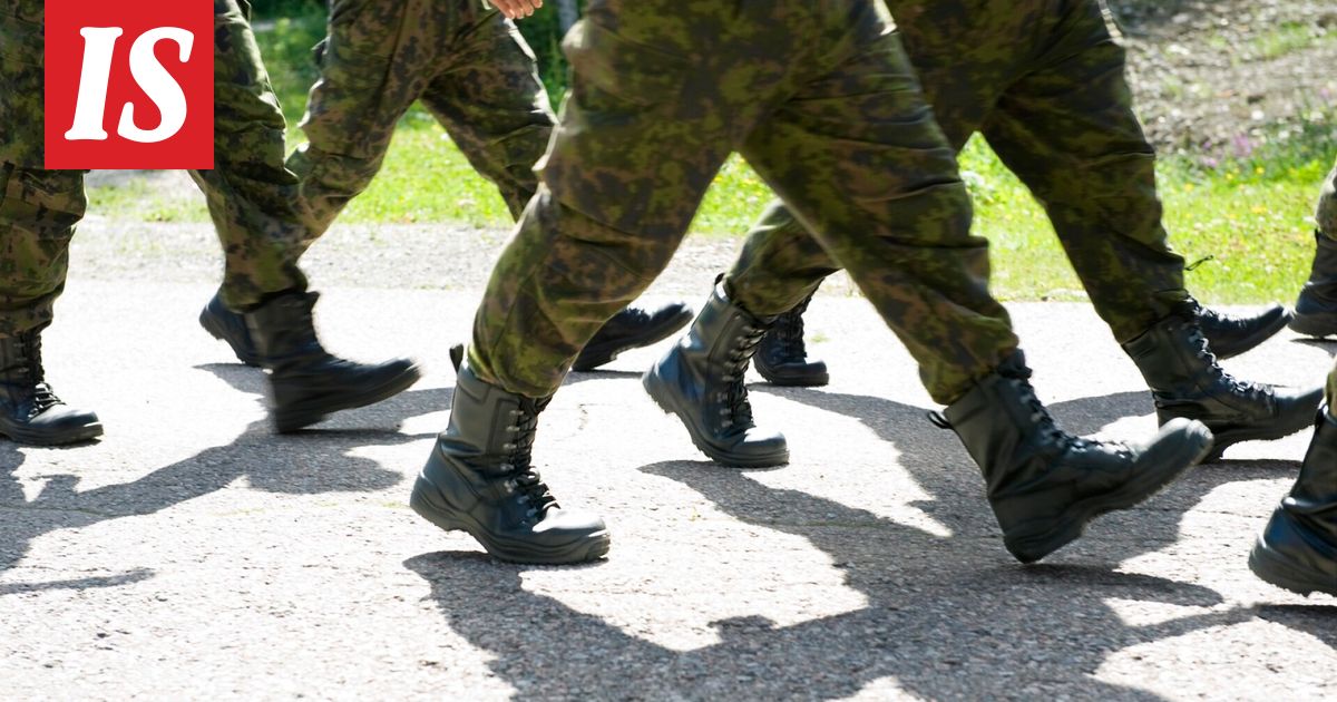 USU: Puolustusvoimat huolestui bonuskorttien väärinkäytöstä