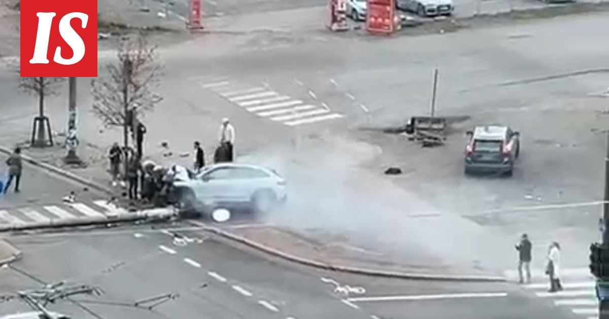 Onnettomuus Helsingin Kalasatamassa – liikenne suljettu