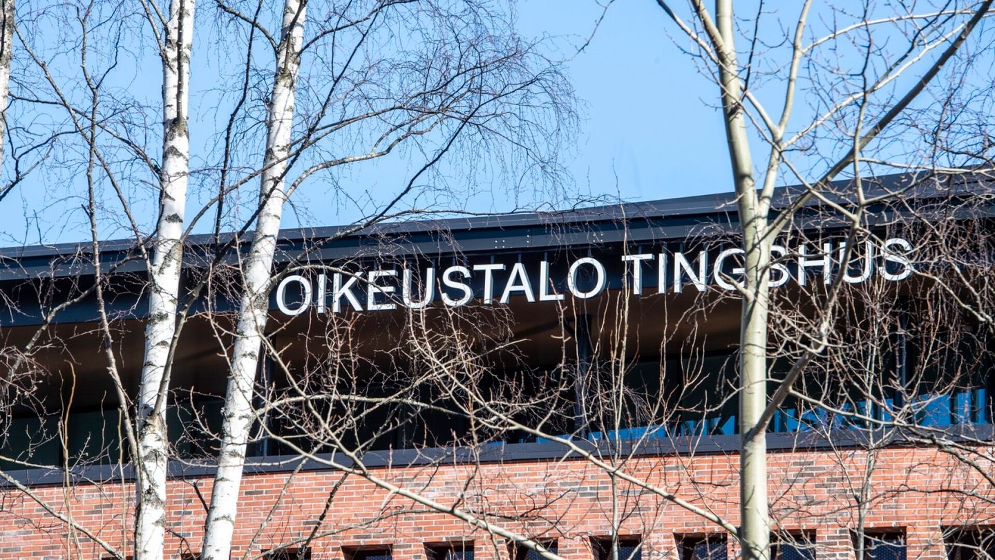 HS:n tiedot | Syyttäjänä työskentelevää miestä epäillään raiskauksesta Espoossa