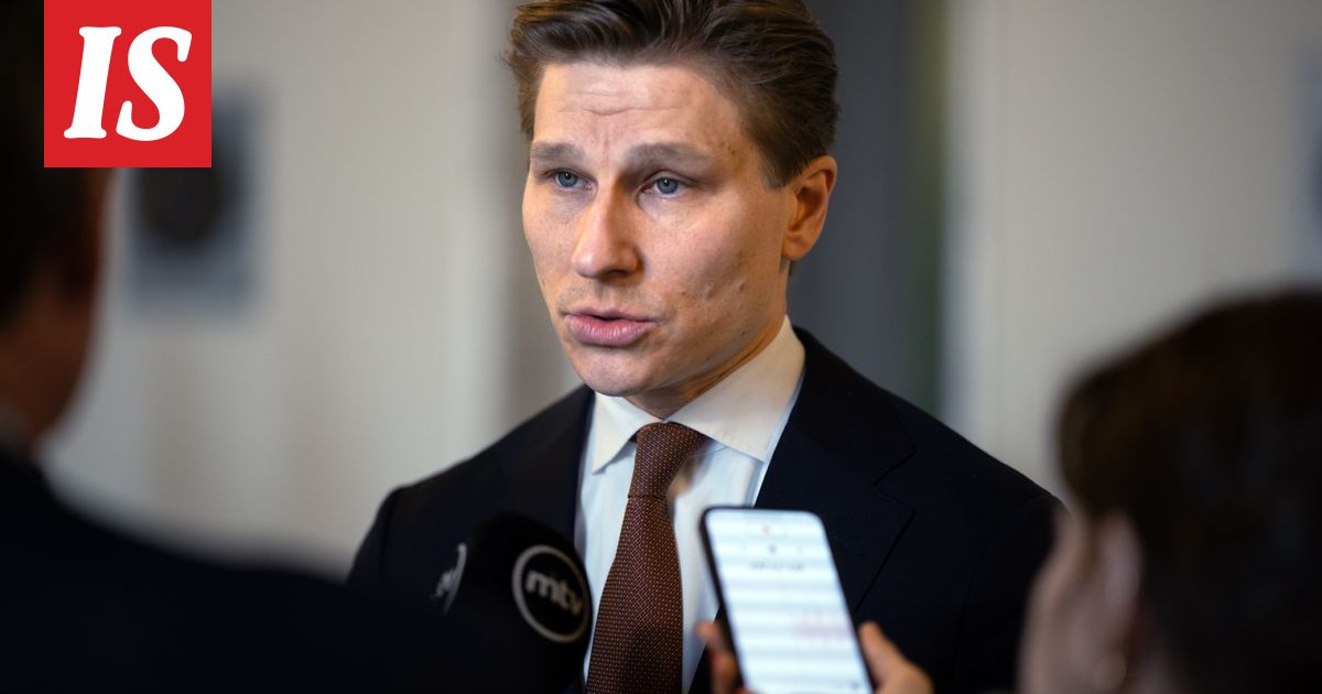 Puolustus­ministeri Häkkänen Suomen lähelle siirtyneestä sodasta: ”Tulee jatkumaan jonkin aikaa”