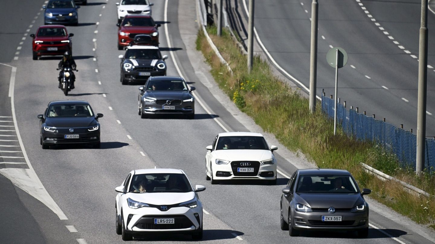 Midsummer traffic starts towards the evening Hs.fi