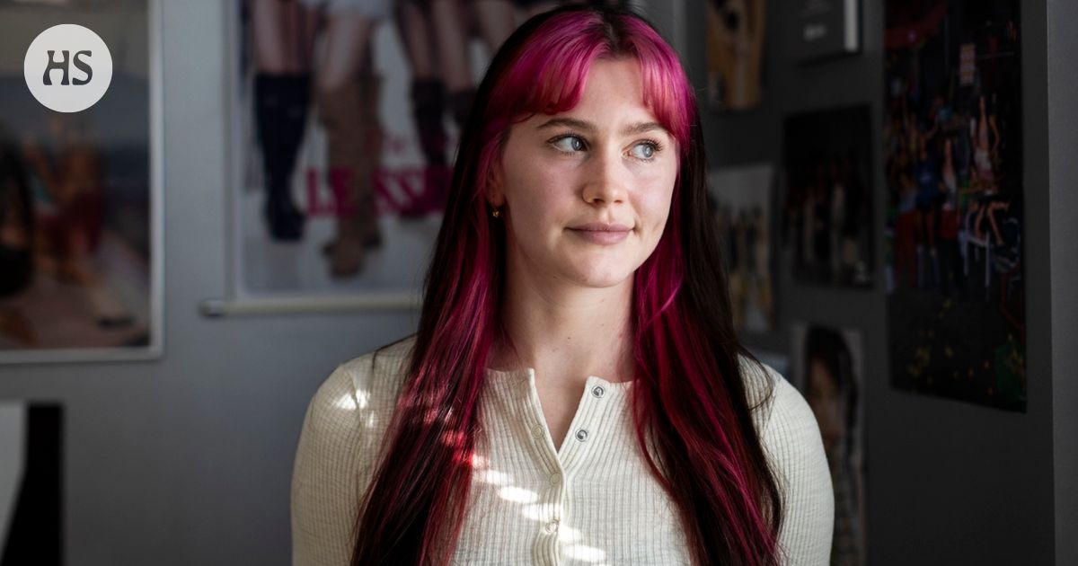 Tubettaja Helmi Kantola Maksoi Tuhansia Euroja P st kseen K pop Tubettaja Helmi Kantola Maksoi Tuhansia Euroja P st kseen K pop