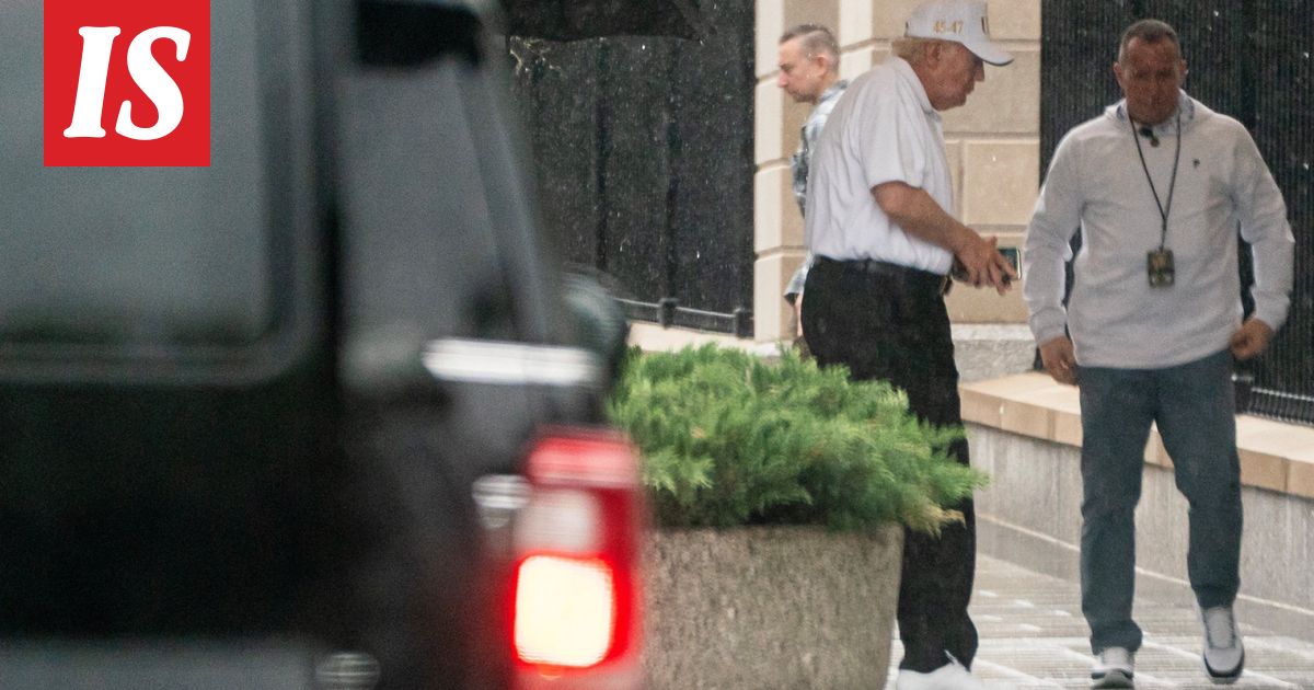 Donald Trump kävi golfkentällä – haukkui taas Naton: ”Putin ei pelkää heitä lainkaan”