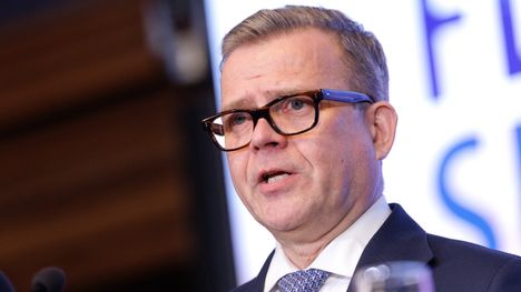 Pääministeri Petteri Orpo tiedotustilaisuudessa Helsingissä 16. joulukuuta.