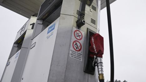 Myös Suomessa toimivat Teboil-asemat kuuluvat Lukoilin ulkomaisiin omistuksiin. Polttoaineiden toimitus Teboil asemille on tällä hetkellä lopetettu.