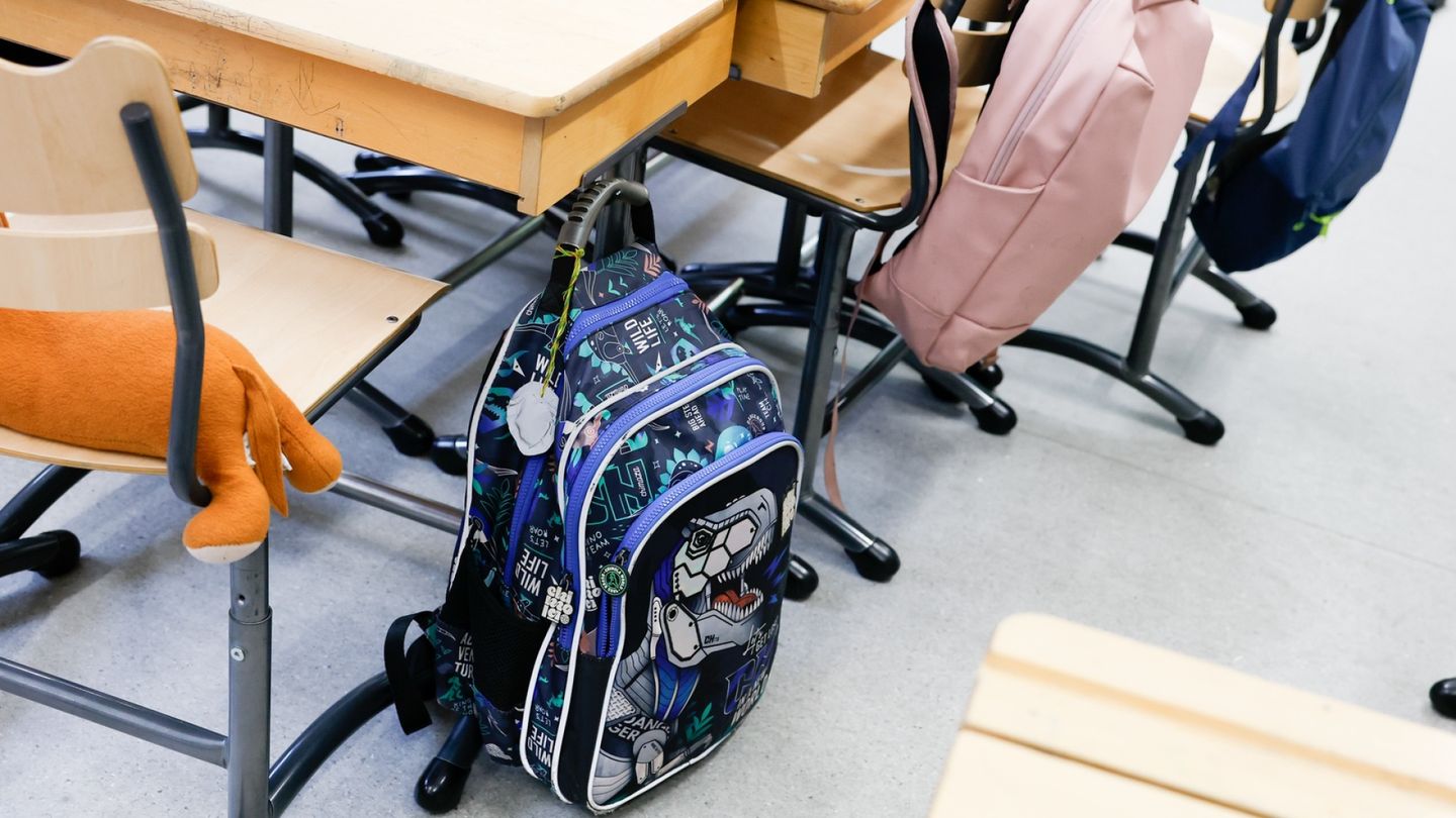 Koulut | Helsinki aikoo puolittaa pienimpien oppilaiden A1-kielen opetuksen