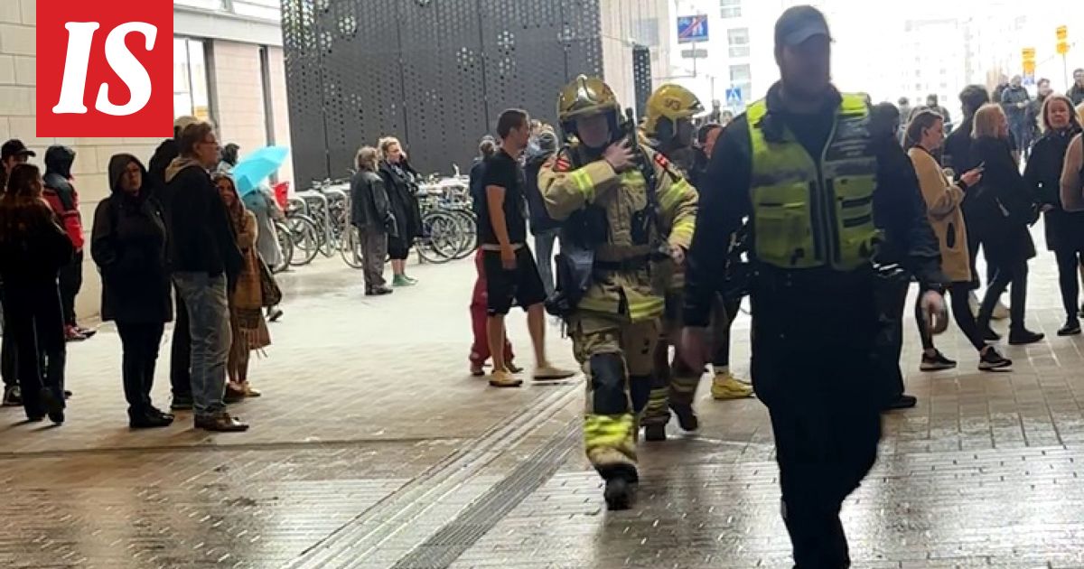 Roskispalo pakotti evakuoimaan kauppakeskus Redin maanantaina — image 1