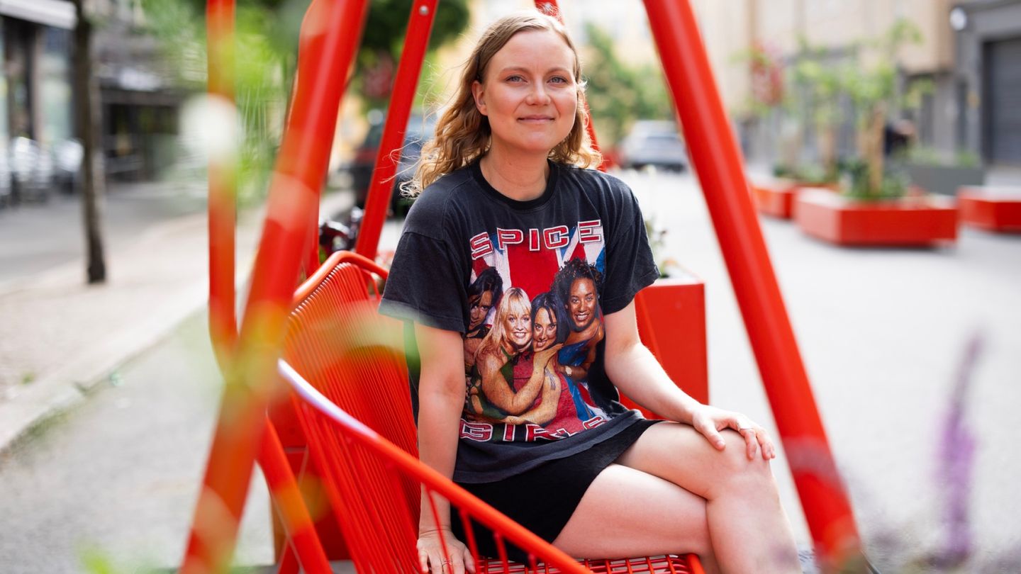 Rapper Fanni Sjöholm: Too much time and money spent on appearance