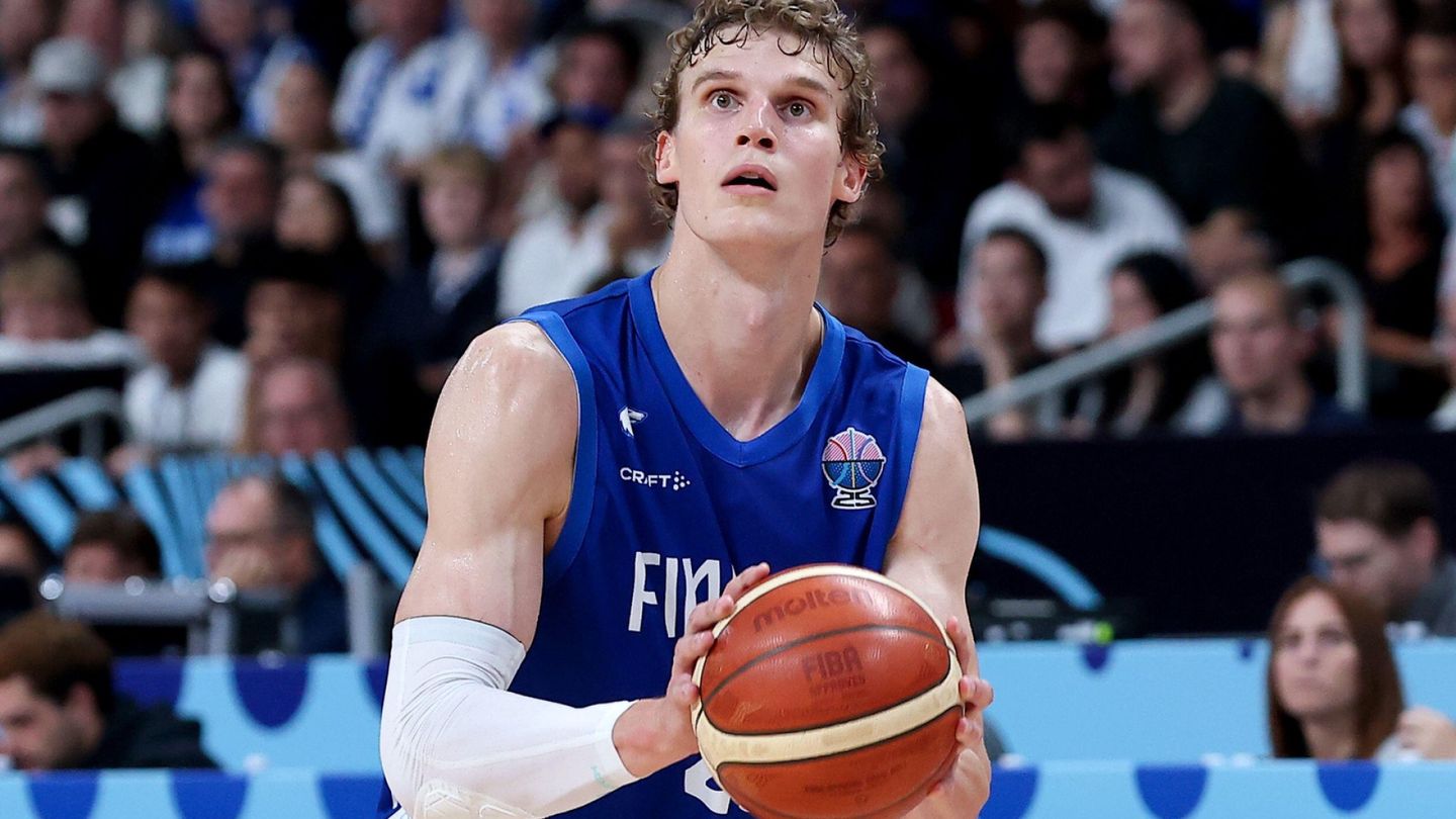 NBA Star Lauri Markkanen to Invest in New Basketball Hall in Finnish Hometown