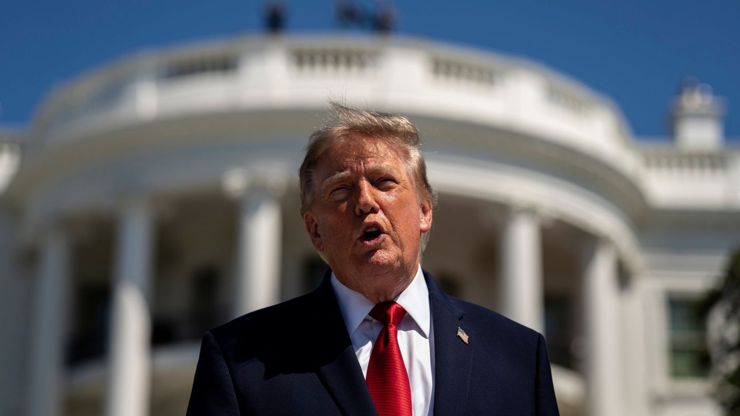 US deports thousands of Mexicans, but not to Mexico