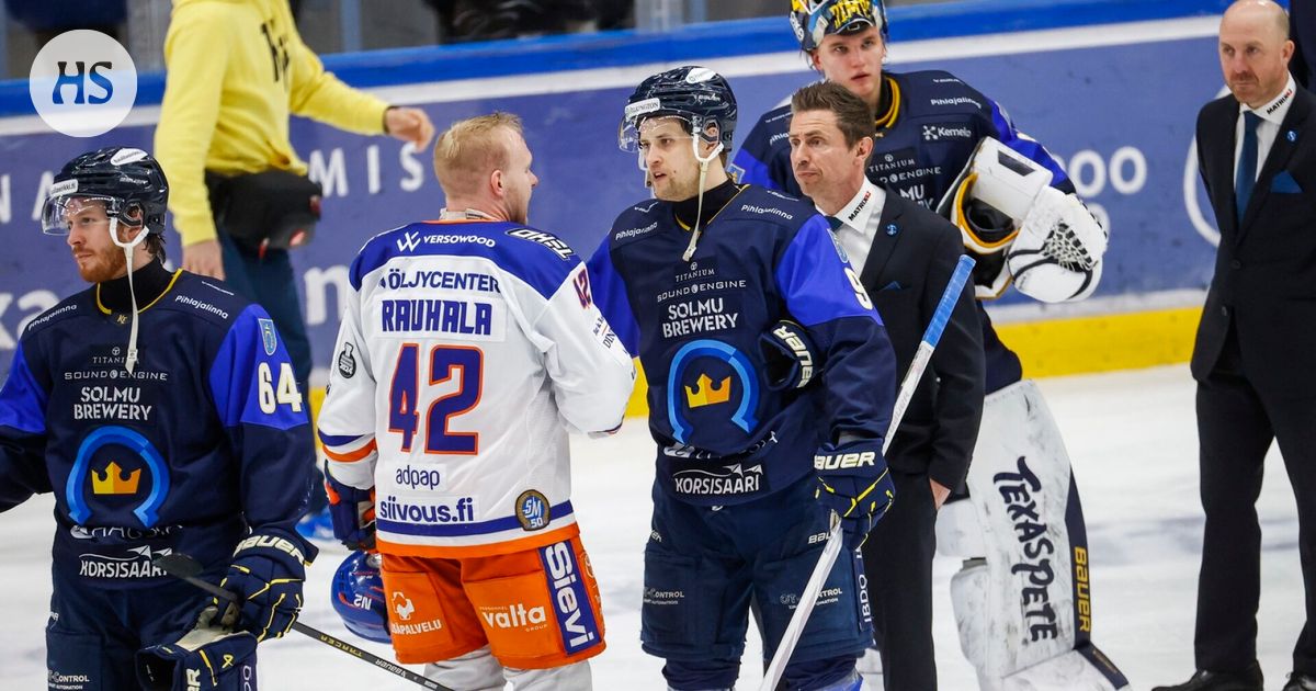 Kiekko-Espoo’s star from last season now appeared in the team’s locker room