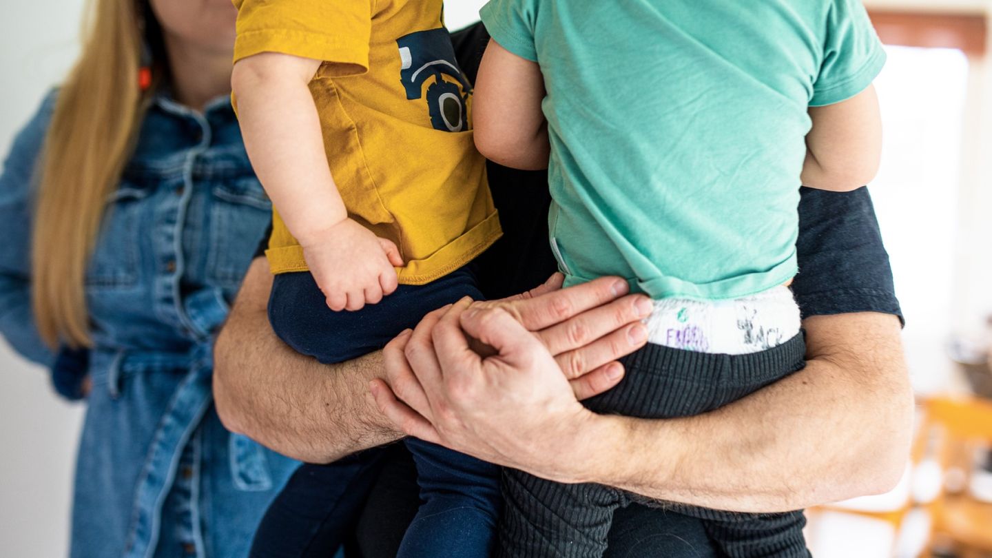 Men face workplace threats over parental leave after Finland reform