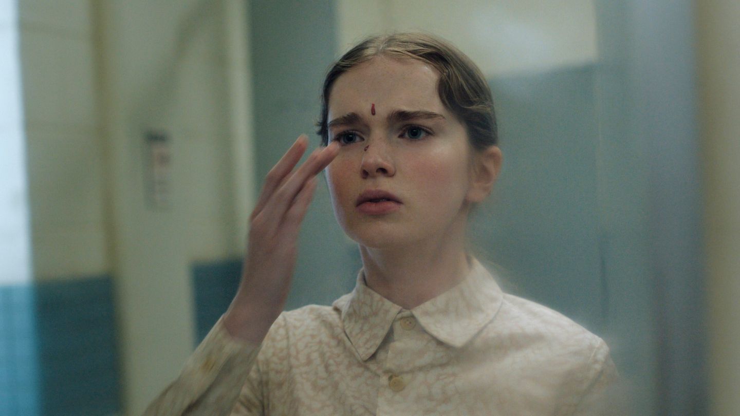Televisioarvio | Stephen Kingin Carrie sai 2020-luvun päivityksen, samalla siitä katosi jotain pelottavaa
