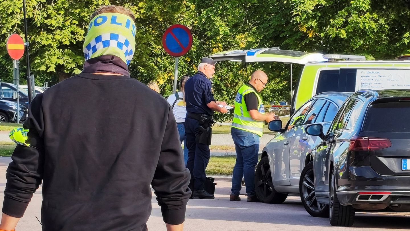Teenager dies in Swedish school sword attack
