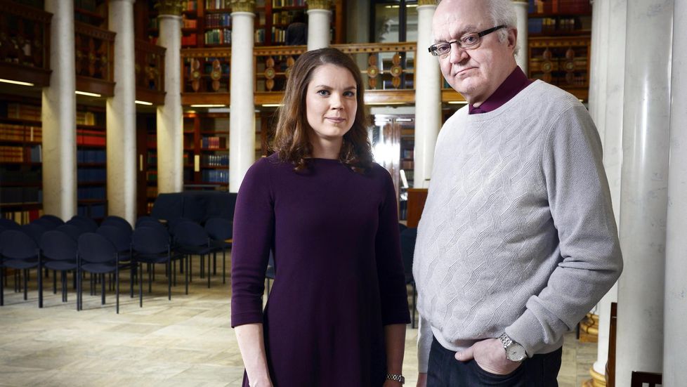 Jari Sinkkosta (oik.) ja Elina-tytärtä yhdistää tutkijatausta ja tulistuva temperamentti.