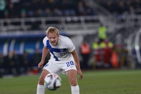 Joel Pohjanpalo scored Finland's lead goal on Thursday, but Ireland came first in the second half and pushed past in the end.