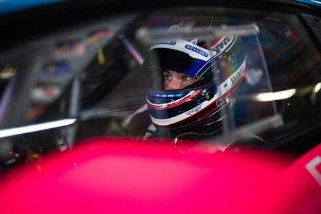 Nokialaiskuljettaja Nikolas Pirttilahti ajaa tällä kaudella Aasian Lamborghini Super Trofeo -sarjaa. Viikonloppuna ajetussa Etelä-Korean osakilpailussa Pirttilahti sijoittui ajoparinsa kanssa kahdesti Pro Am -luokassa toiseksi.
