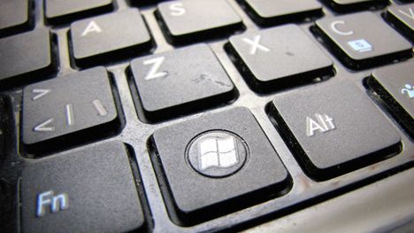 Useimmat eivät tiedä, mitä Windows-napin ja R-kirjaimen samanaikainen painaminen tekee. Siihen hyökkäys perustuu. 