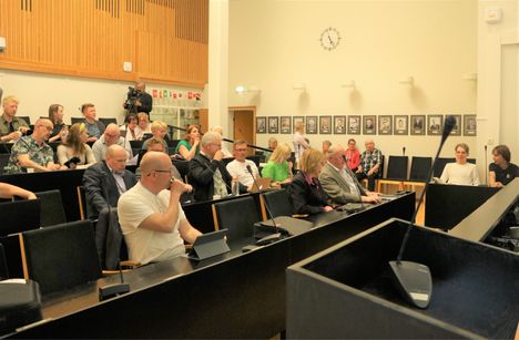 Kunnanvaltuusto kokoontui maanantaina 15. toukokuuta.