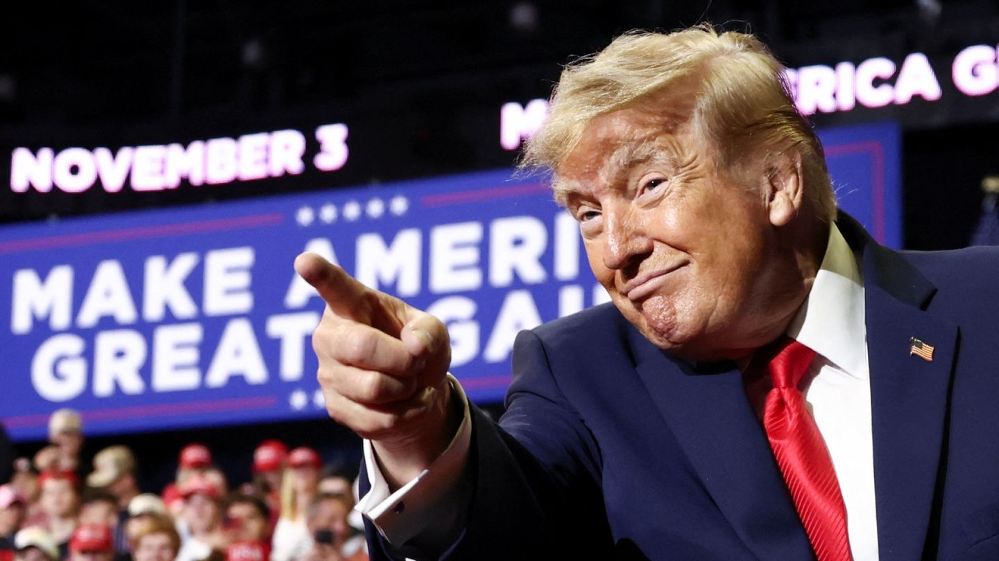 Trump innostui senaattorin ulkonäöstä ja laukoi ronskin kommentin – yleisö räjähti nauramaan