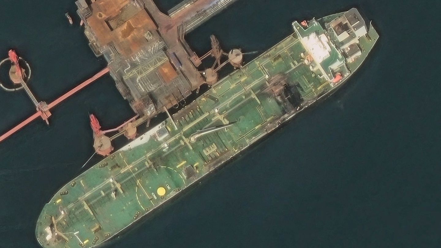 Ukraine proposes Black Sea ceasefire on civilian targets amid food export concerns