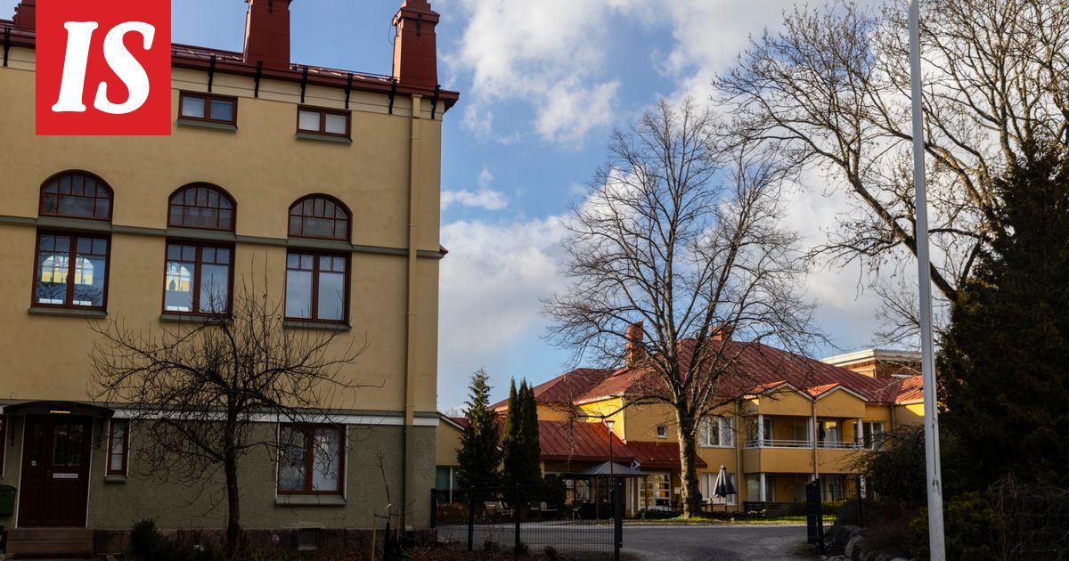 Parkinmäen palvelutalossa hoitajat tekivät 14 tunnin tuplavuoroja – toimitusjohtaja sanoo, ettei tiennyt