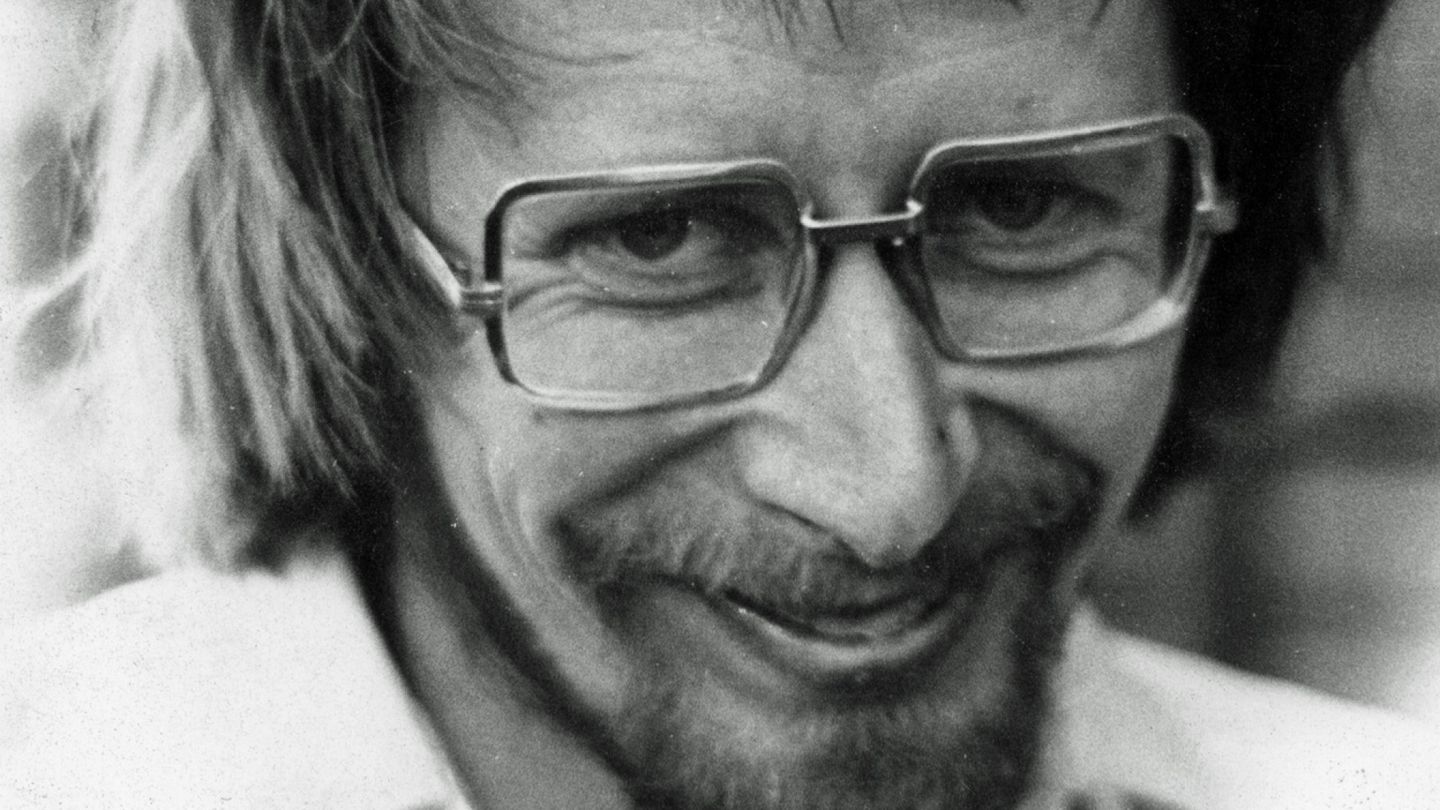 Obituary: Simo Helenius, Award-Winning Sculptor