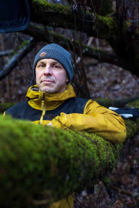 Metsäekologian tutkija Panu Halme ihmettelee keihäsmiesten metsäväittämiä.