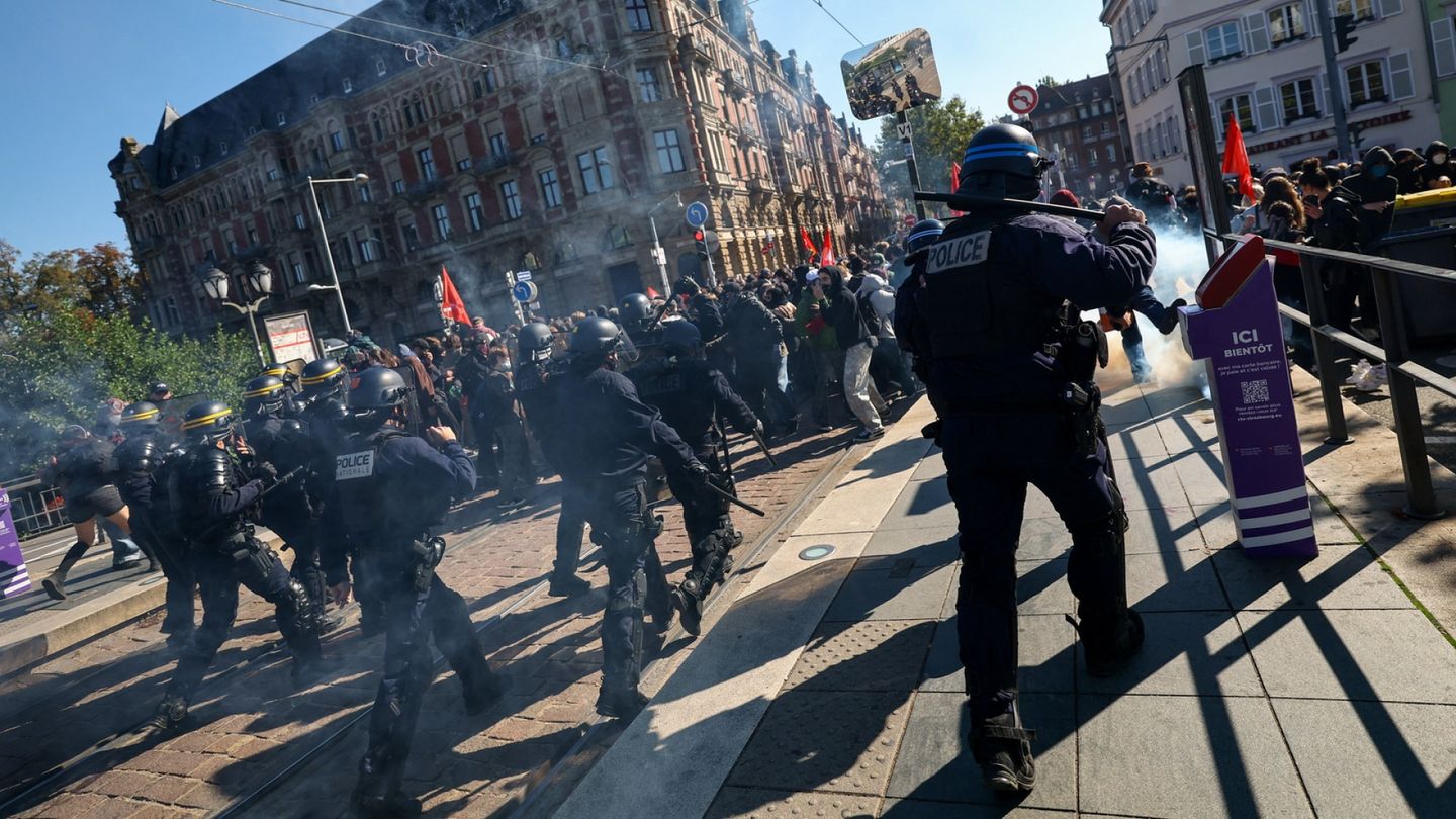 Ranskassa laajoja opiskelijaprotesteja – satoja pidätetty, kouluja suljettu