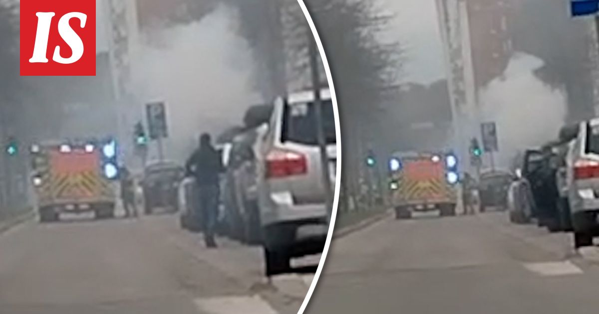 Jäteauton säiliössä syttyi palo Helsingin Itäkeskuksessa