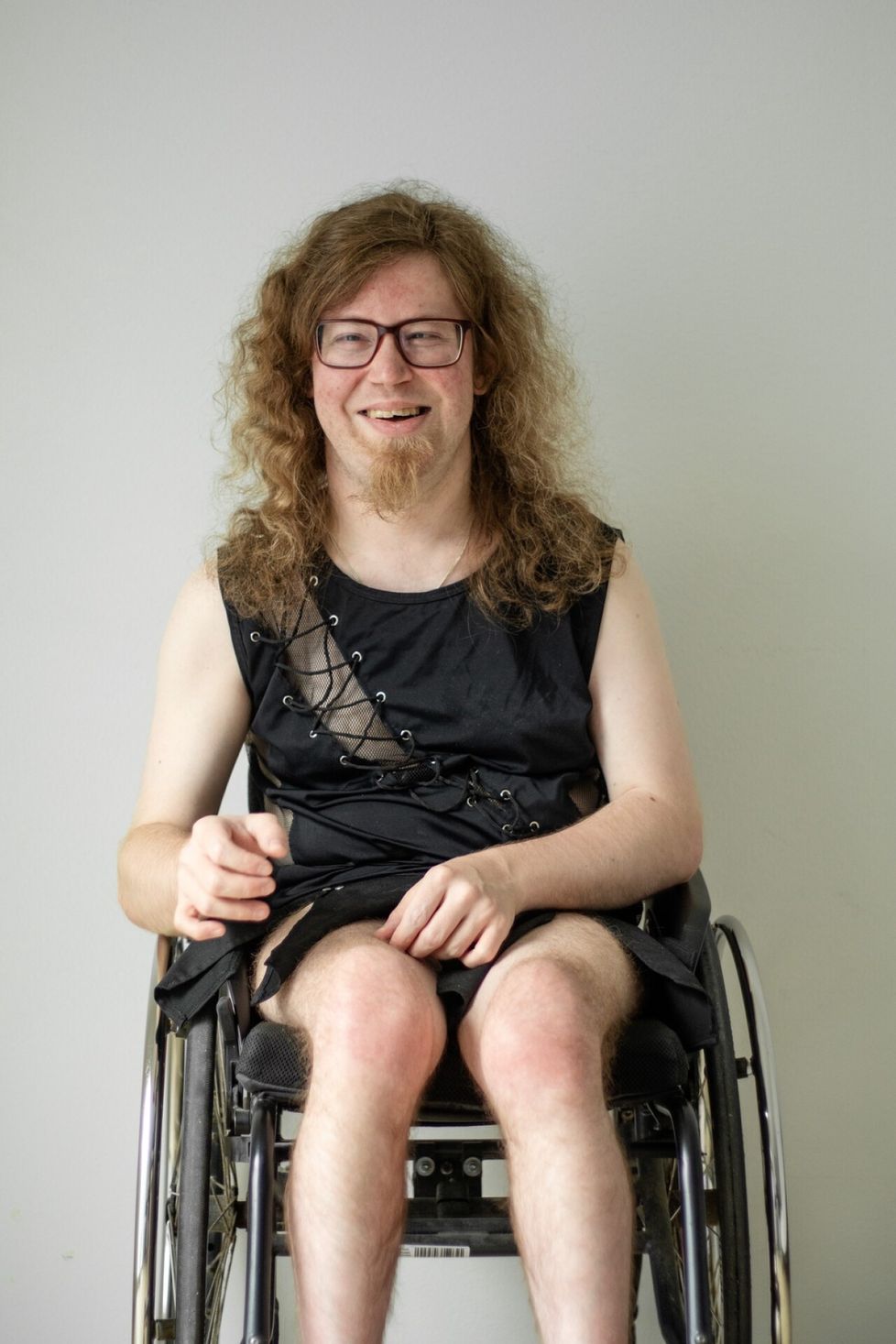 Oliver näkee tulevaisuutensa valoisana. Hän pysyy toiveikkaana myös sen suhteen, että rinnalle löytyy vielä jonain päivänä seurustelukumppani.