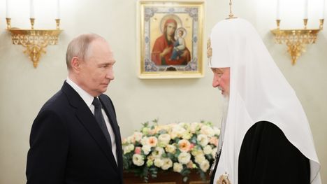 Venäjän presidentti Vladimir Putin onnitteli Moskovan patriarkka Kirilliä tämän 79-vuotispäivänä viime torstaina.