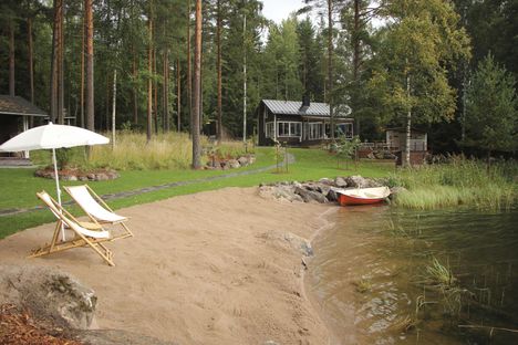 Ryteiköstä sukeutui mökille upea oma hiekkaranta – Huvila & Huussi ...