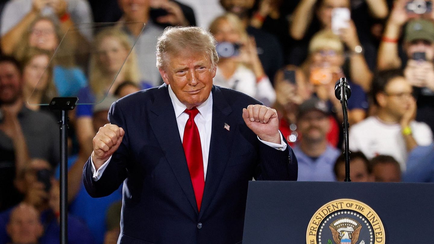 Iran war: Trump claims 'good talks' with Iran, but Tehran denies negotiations