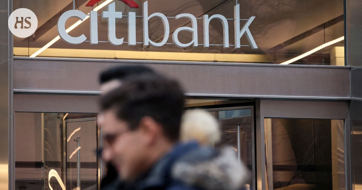 FT: The Bank had to credited to the customer for $ 280 – the account was taken to the account with $ 81,000 billion