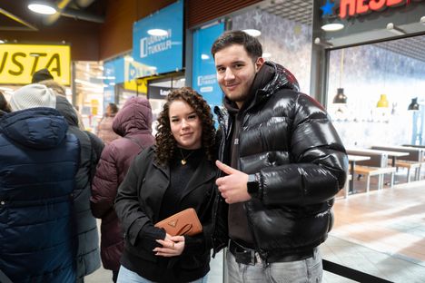 Lager157-vaateliike avasi liikkeen Helsinkiin – jonossa satoja nuoria ...