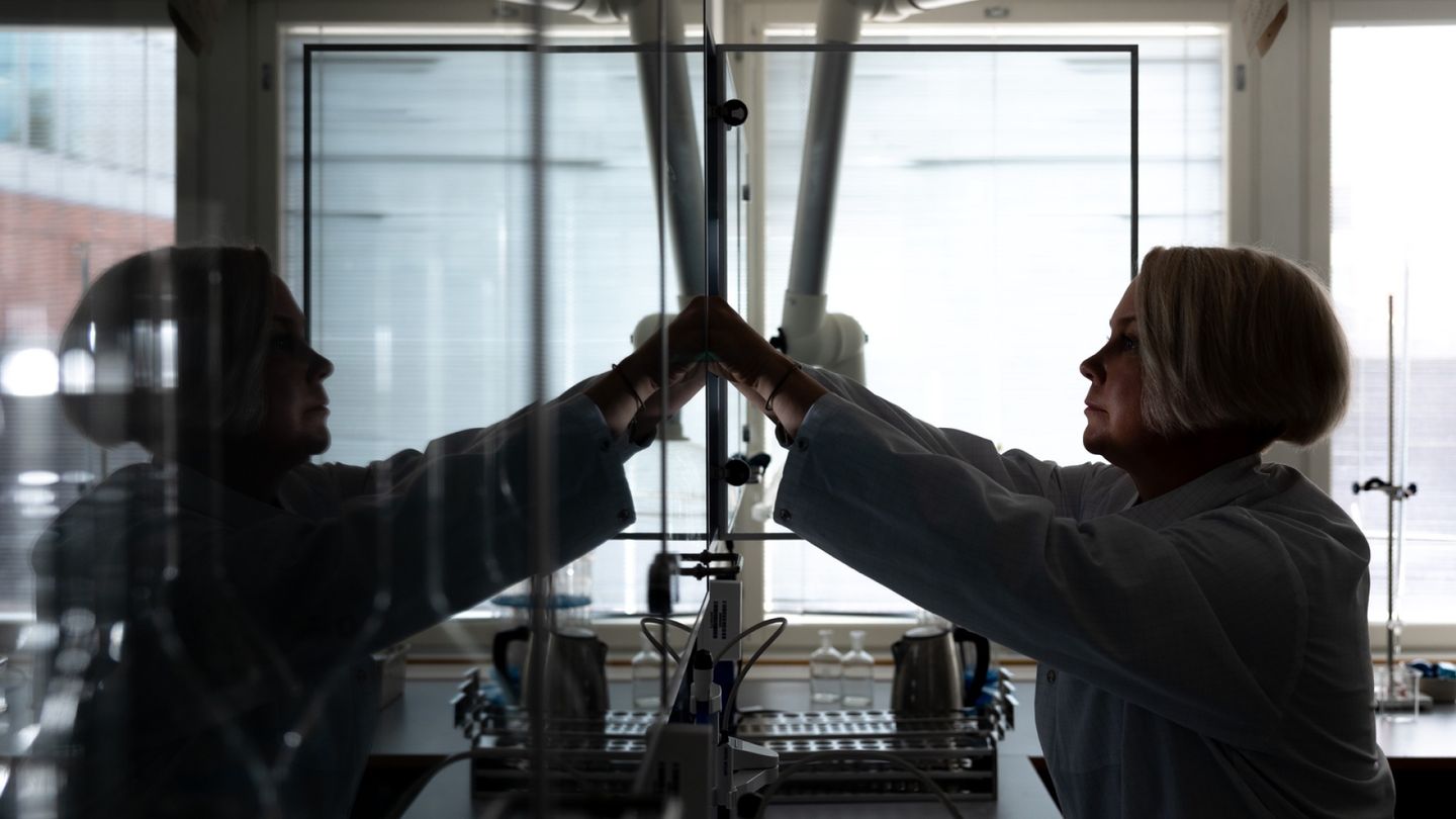 Algae Transformed into Miracle Ingredients at Mari Granström's Factory