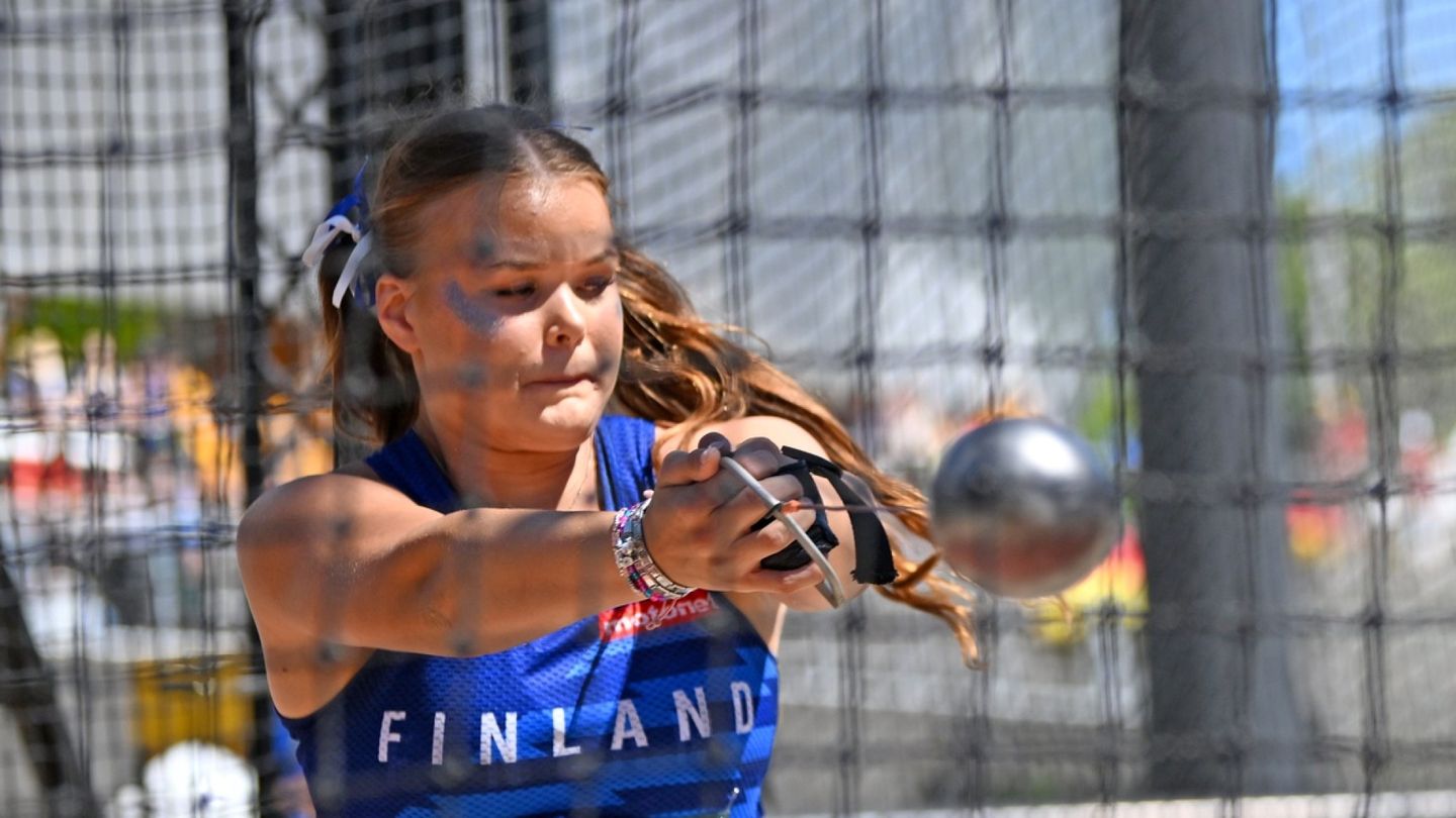 Pinja Kärhä Wins U20 World Athletics Silver in Hammer Throw