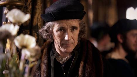 This is how the actor Mark Rylance was seen in the Susipalatsi television series.