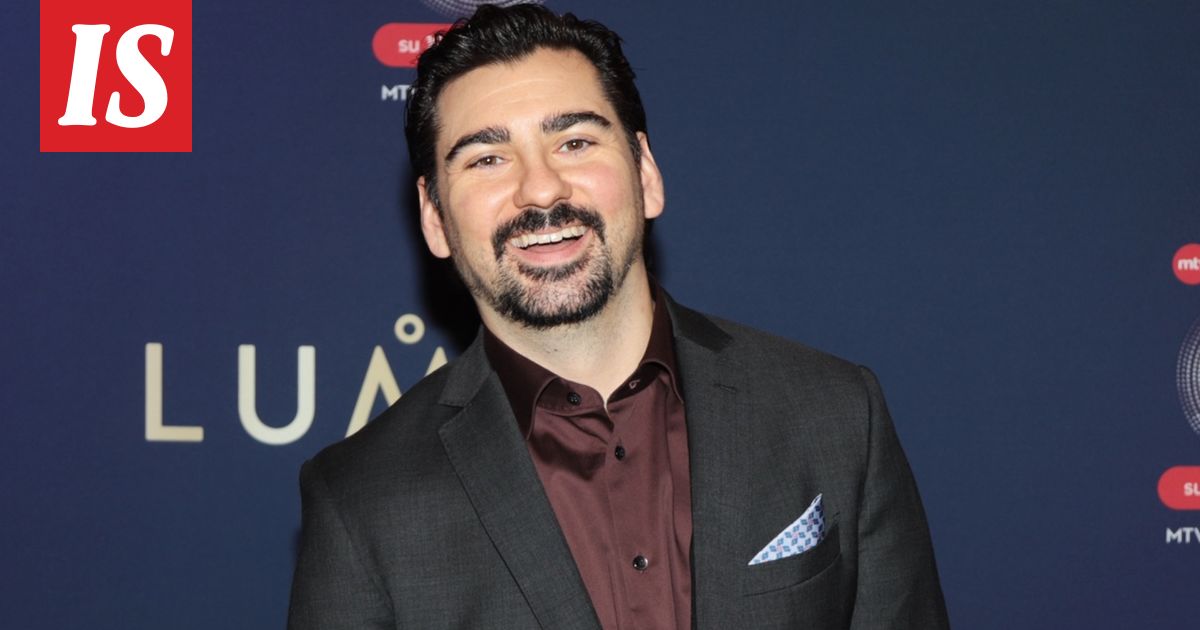 Gogi Mavromichalis vei hotellista mukanaan sievoisen saaliin – somelta paljonpuhuva reaktio: ”Et kai oikeesti...”