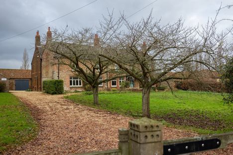 Tilan remontoimiseen arvellaan kuluvan rutkasti aikaa.