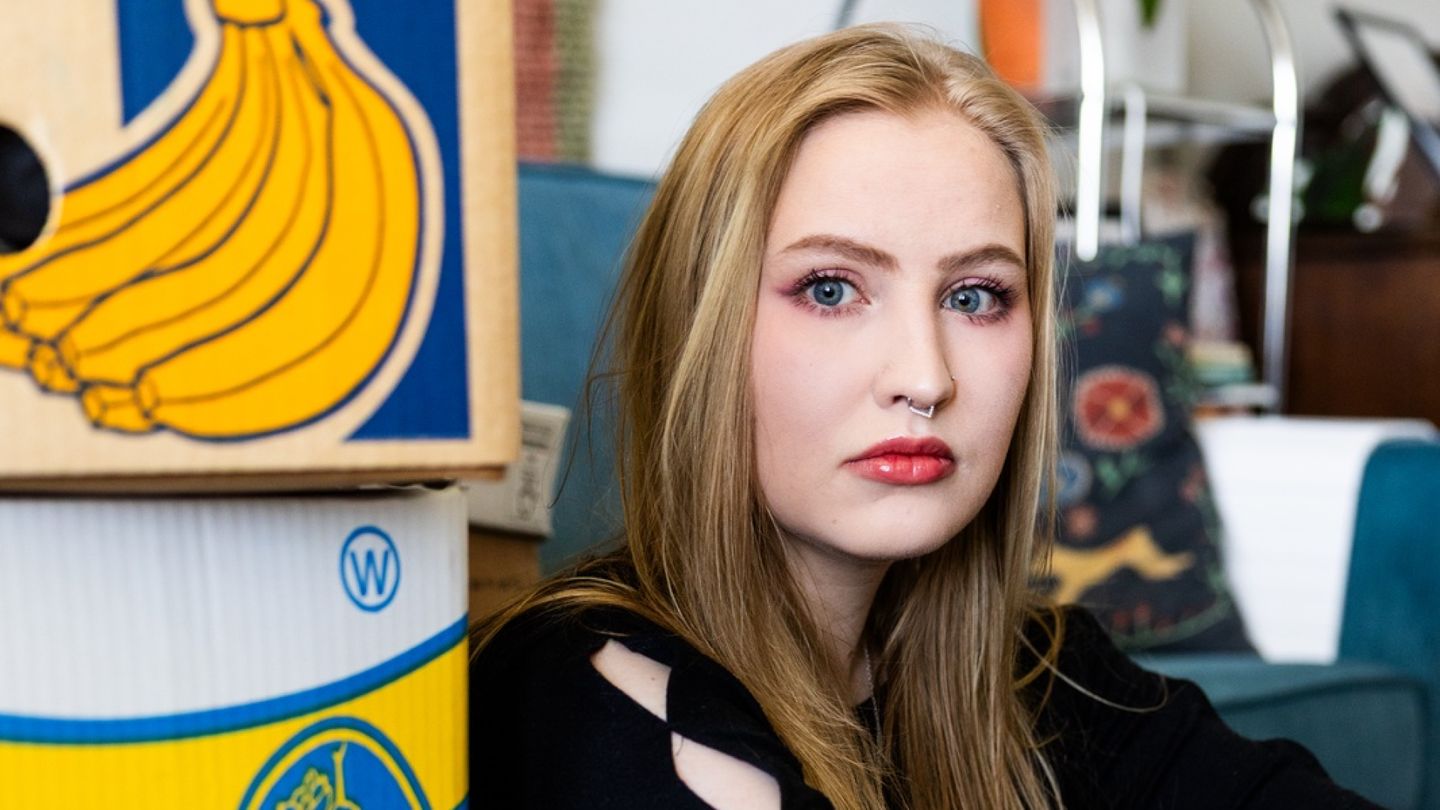 Incentive Traps: Student Borrowed Money from Mother – It Was Interpreted as Income