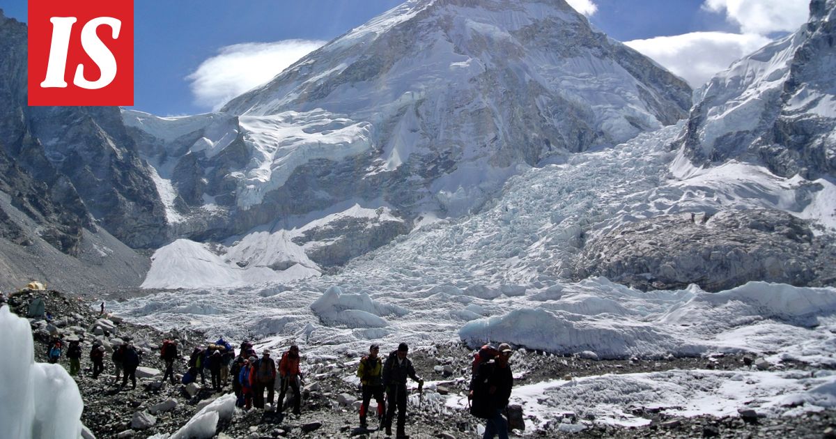 Kiipeilijöitä ”myrkytetään” Mount Everestillä – taustalla miljoona­huijaus
