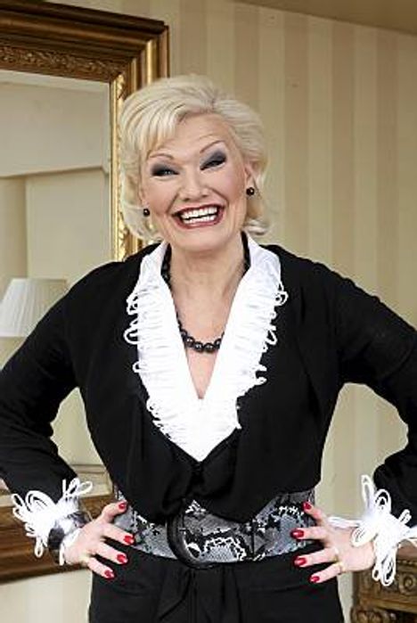 Karita Mattila esiintyy Kansallisoopperassa 2012 - Ilta-Sanomat