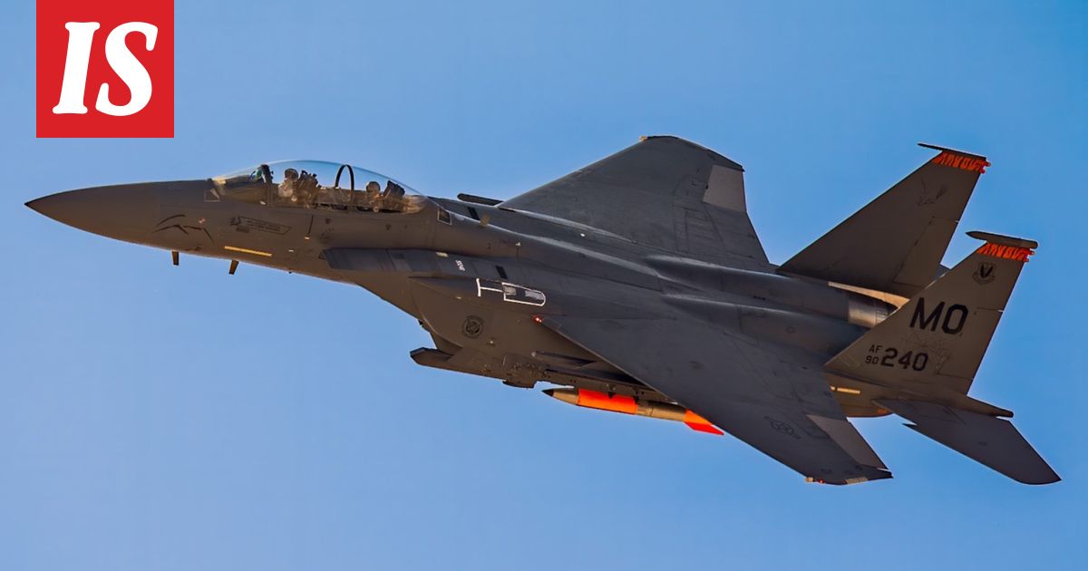 Näin vuoristossa piileskellyt hävittäjä­upseeri pelastettiin – hurja operaatio keskellä yötä