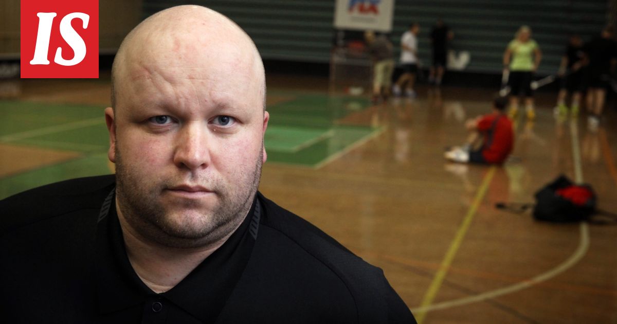 Salibandyn maailmanmestarijoukkueen valmentaja Mika Ahonen on kuollut 54-vuotiaana