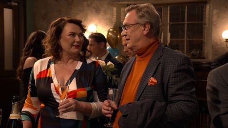 Minna Koskelan ja Esko Koveron hahmot Iisa ja Ismo ovat hieroneet tuttavuutta jaksoissa.