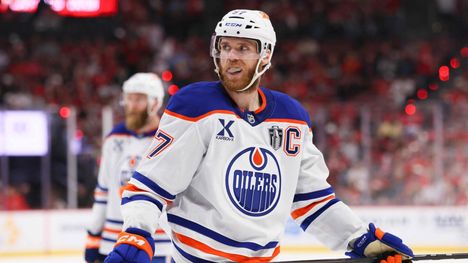 Connor McDavid on Edmonton Oilersin kapteeni ja supertähti.