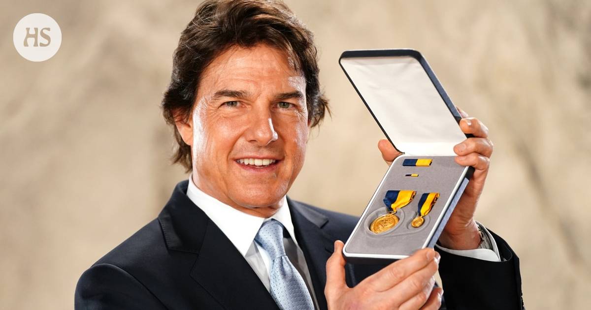 Action star Tom Cruise was honored as a Navy Hero