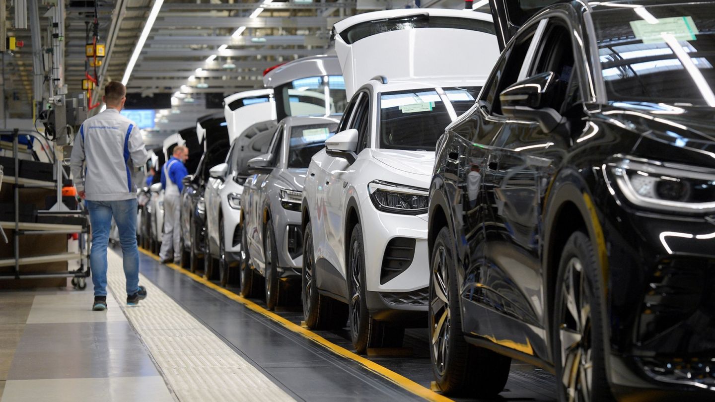 Volkswagen vähentää yhteensä 100 000 työpaikkaa